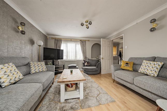 3, Duchess Street, Slough photo 3