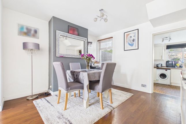 71, Penhill Road, Lancing photo 4