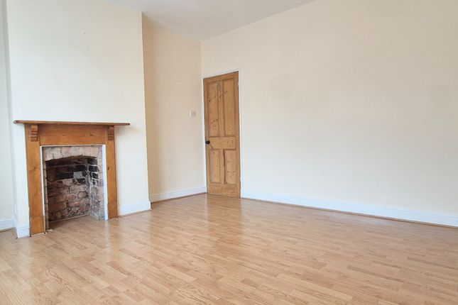 126, Clarendon Park Road, Leicester photo 2