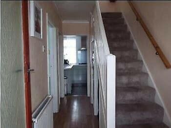 Terraced house to rent in Marsh Road, Luton