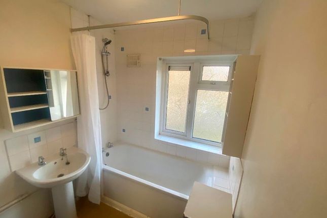 8, Lich Avenue, Wolverhampton photo 5
