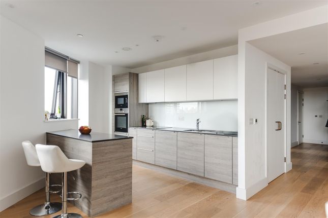 Flat 46, 57, Kingsland High Street, London photo 4