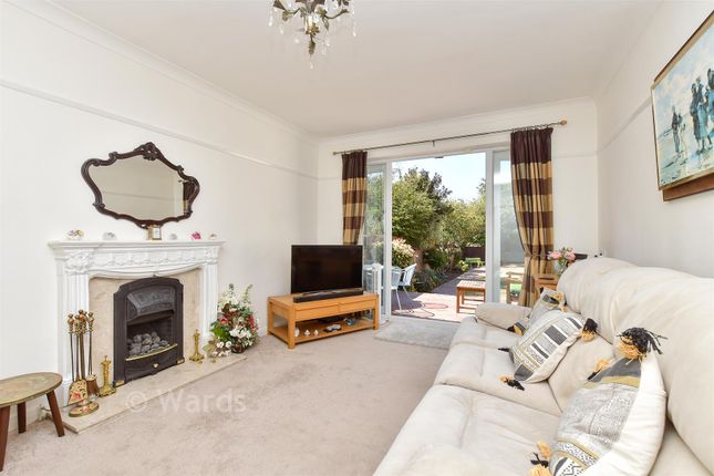 32, Dallin Road, Bexleyheath photo 3