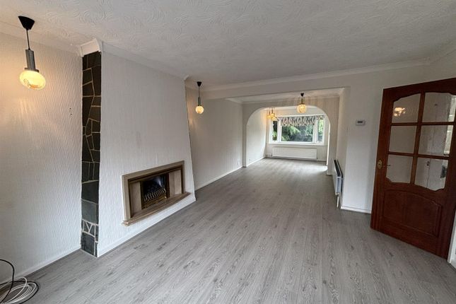 21, Norview Drive, East Didsbury photo 2