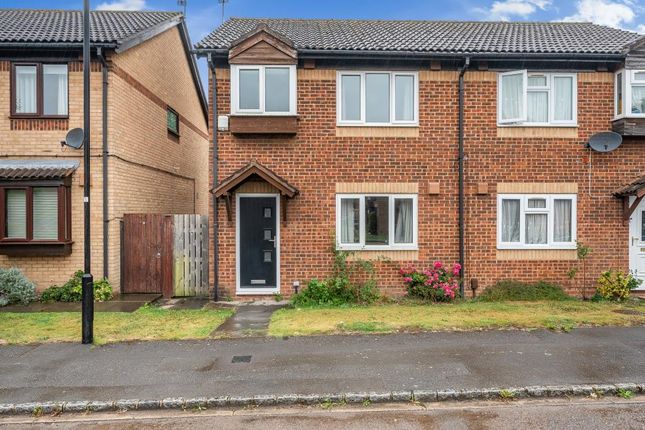 Thumbnail Semi-detached house to rent in Slough, Berkshire