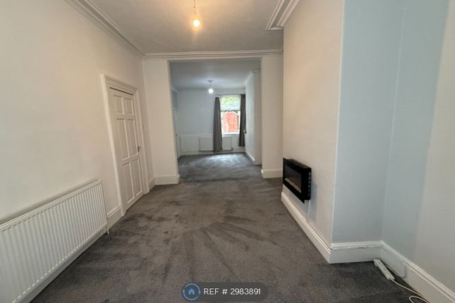 Clare Road, Wyke, Bradford photo 3