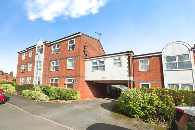 Flat for sale in Flat 2, Governors Court, Landor Road, Warwick, Warwickshire