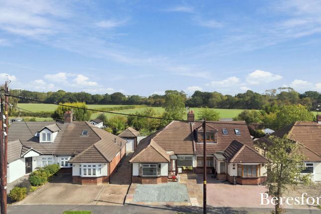 3-bed bungalow on 58, Thorndon Avenue, Brentwood, £550,000