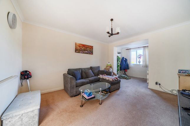 18, The Homestead, Kidlington photo 3