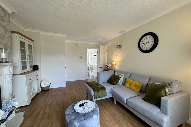 3, Lon Llwyd, Ammanford photo 4