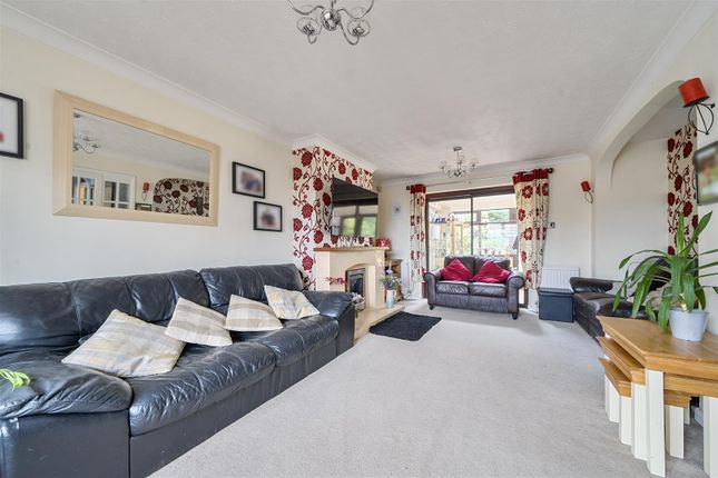 29, Fountains Drive, Bristol photo 4