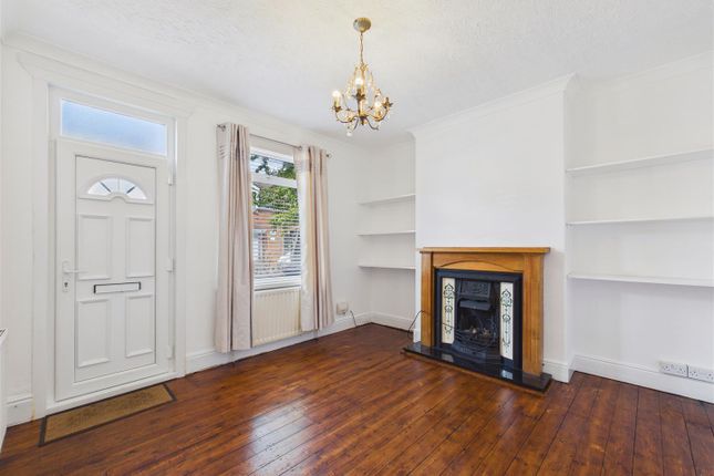 107, Finkle Street, Cottingham photo 4