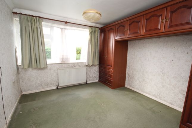 Bungalow for sale in Wessex Gardens, Twyford, Reading, Berkshire