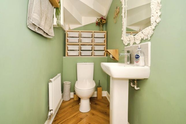6, Whitebeam Close, Sheffield photo 5
