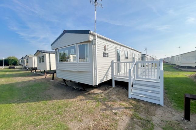 3-bed caravan on St Osyth Beach And Martello Beach, Clacton-on-Sea, £36,995