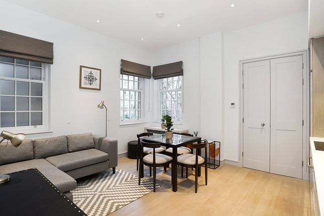 Thumbnail Flat to rent in Henrietta Street, Covent Garden