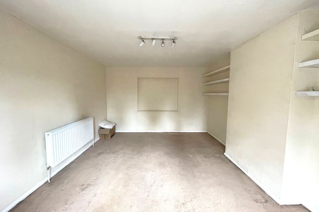 Duplex to rent in The Avenue, Potters Bar