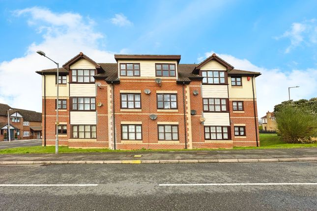 Thumbnail Flat for sale in Celedon Close, Grays
