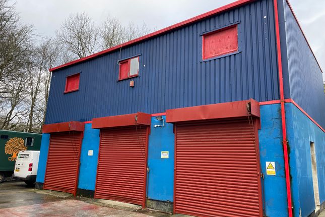 Warehouse to let in Krug Toll, Truro