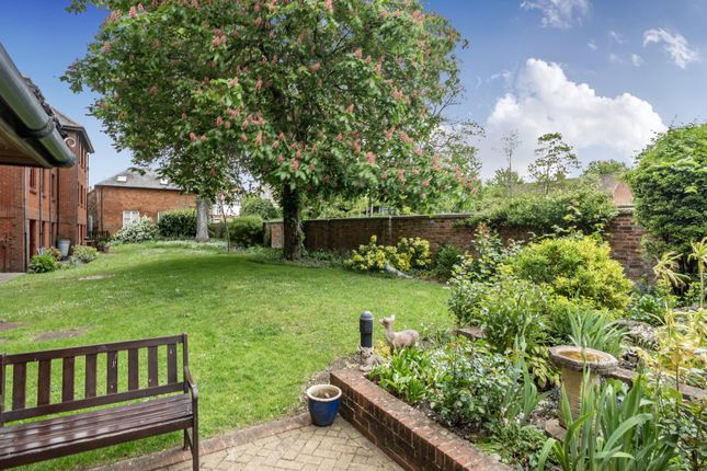 Raleigh Court,21, Polebarn Road, Trowbridge photo 2