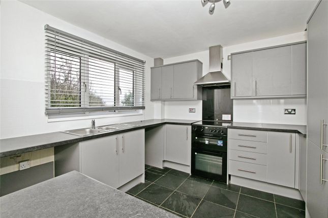32, Parcandowr, Truro photo 2