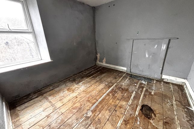 46, Water Street, Carmarthen photo 5