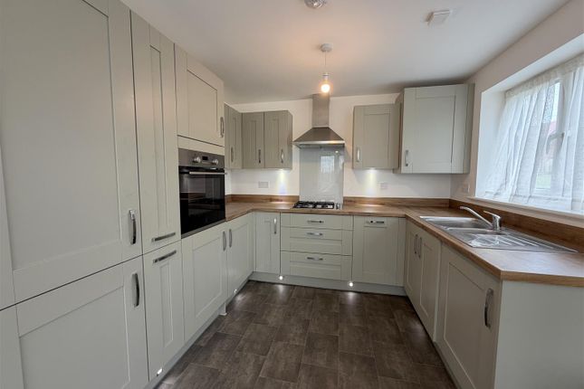 47, Mulberry Avenue, Darlington photo 3