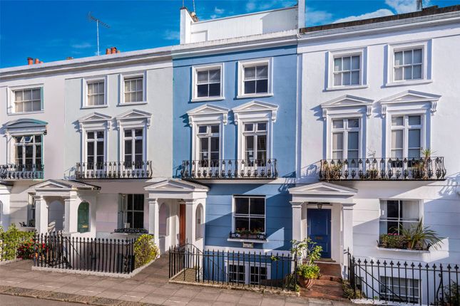 Thumbnail Terraced house for sale in Chalcot Crescent, London