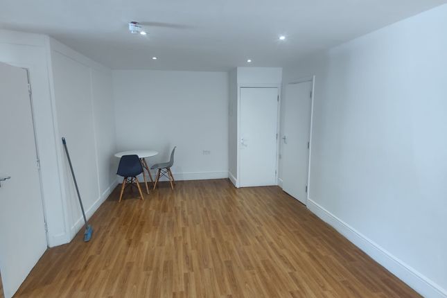 Thumbnail Flat to rent in Pollard Street, Bacton, Norwich