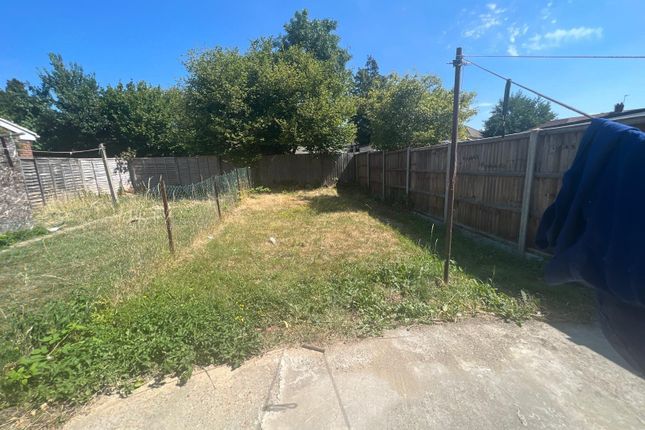 38, BOTWELL LANE, HAYES photo 3