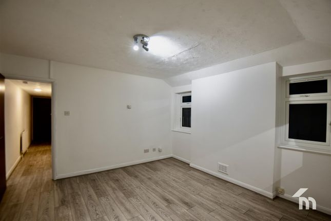 Grenfell Road, Mitcham photo 2