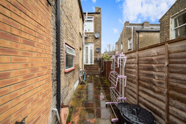 End terrace house for sale in Clifden Road, Hackney