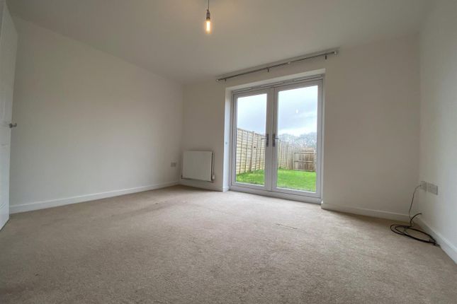 22, Heather Way, Mansfield photo 3