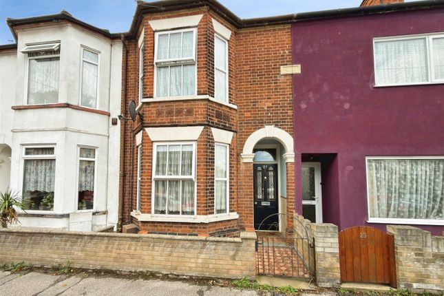 2-bed terraced on Beresford Road, Lowestoft, £160,000