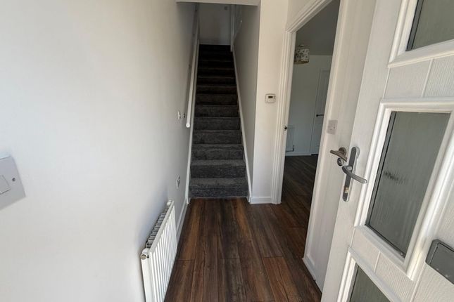 5, Sundew Court, Darlington photo 4