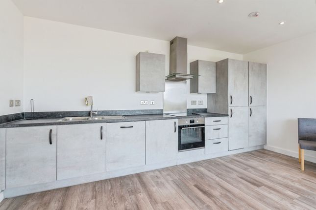 Flat 1, Newport House, Fitch Way, Rainham photo 3