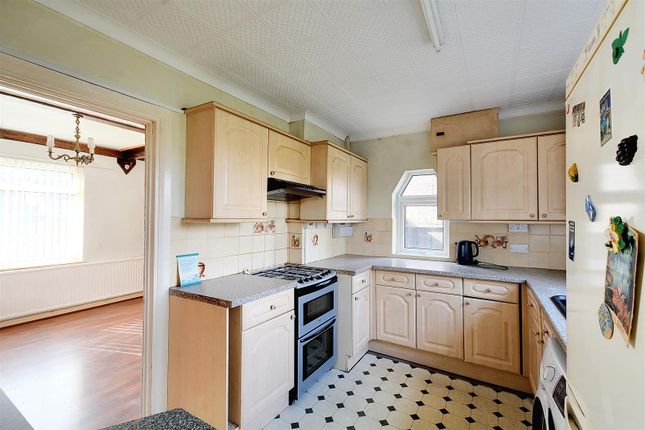 End terrace house for sale in Valley Road, Sherwood, Nottingham
