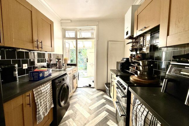 32, Merrivale Road, Portsmouth photo 2