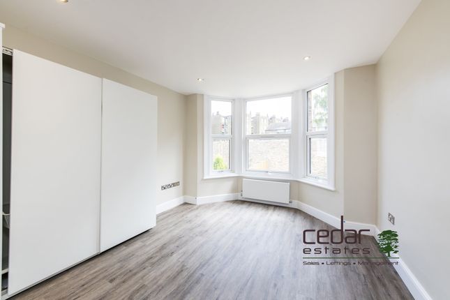 Flat 3 19, Holmdale Road, London photo 2