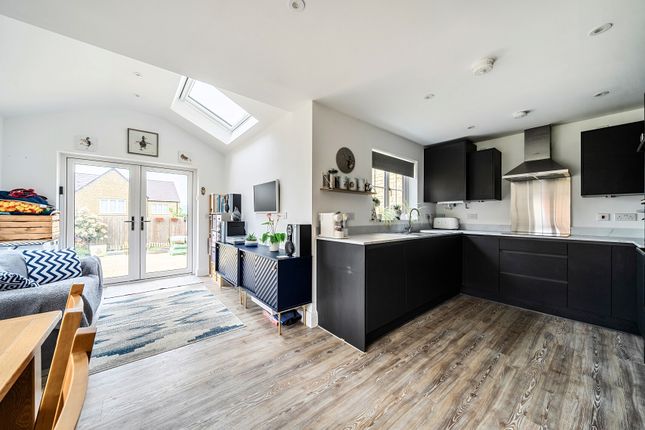 2, Polysend Drive, Tewkesbury photo 3