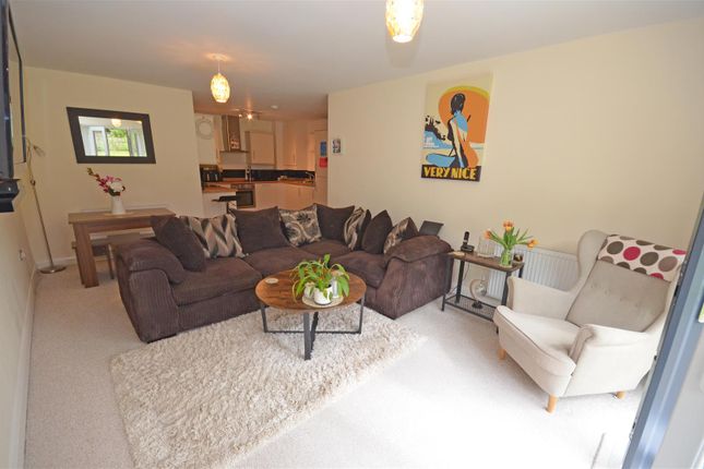 Flat for sale in Woodlands Park, Walnut Close, Godley, Hyde