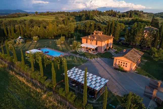 Villa for sale in Lajatico, Pisa, Tuscany