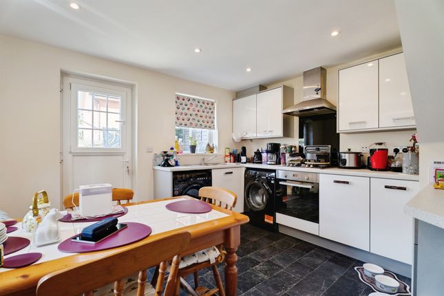 24, Wagtail Drive, Stowmarket photo 4