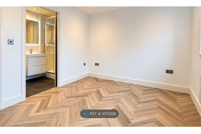 Dale Avenue, Heath, Cardiff photo 5