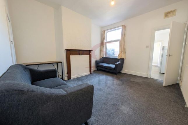 9, Ullswater Street, Leicester photo 3