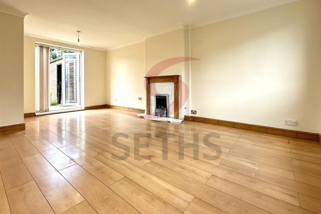 49, Eddystone Road, Leicester photo 2