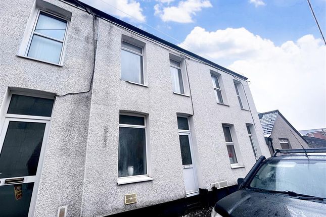 Thumbnail Property to rent in Alton Terrace, Osborne Road, Griffithstown, Pontypool