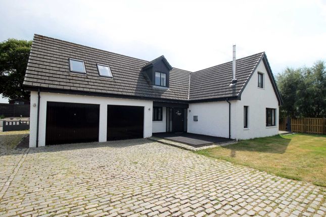 Thumbnail Detached house for sale in Oakhall, Dyke