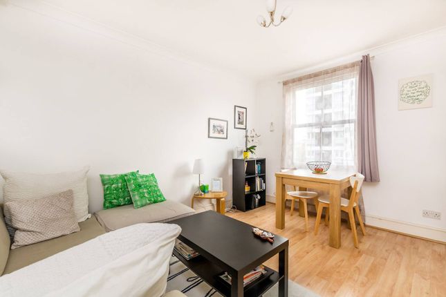 Flat to rent in Westbourne Park Road, Westbourne Park, London