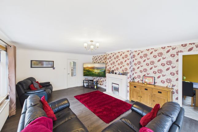 64 Whitburn Road, Bathgate photo 5